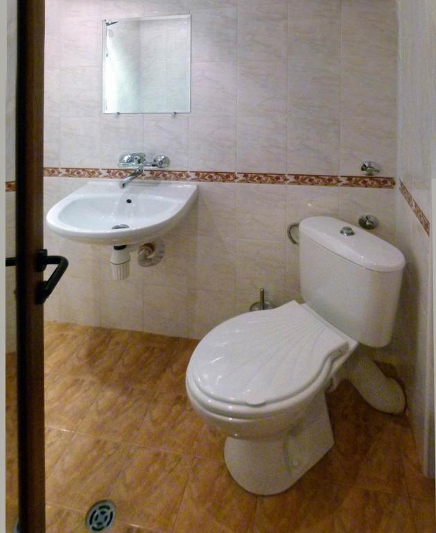Family Hotel St. Constantine And Helena Ivaylovgrad Quarto foto